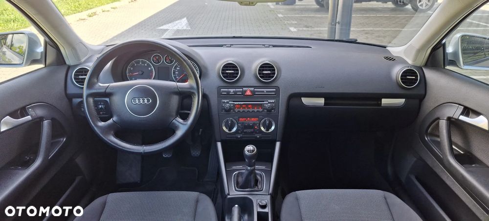 Audi A3 3-drzwiowe - 8