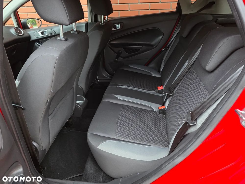 Ford Fiesta 1.25 Champions Edition - 16
