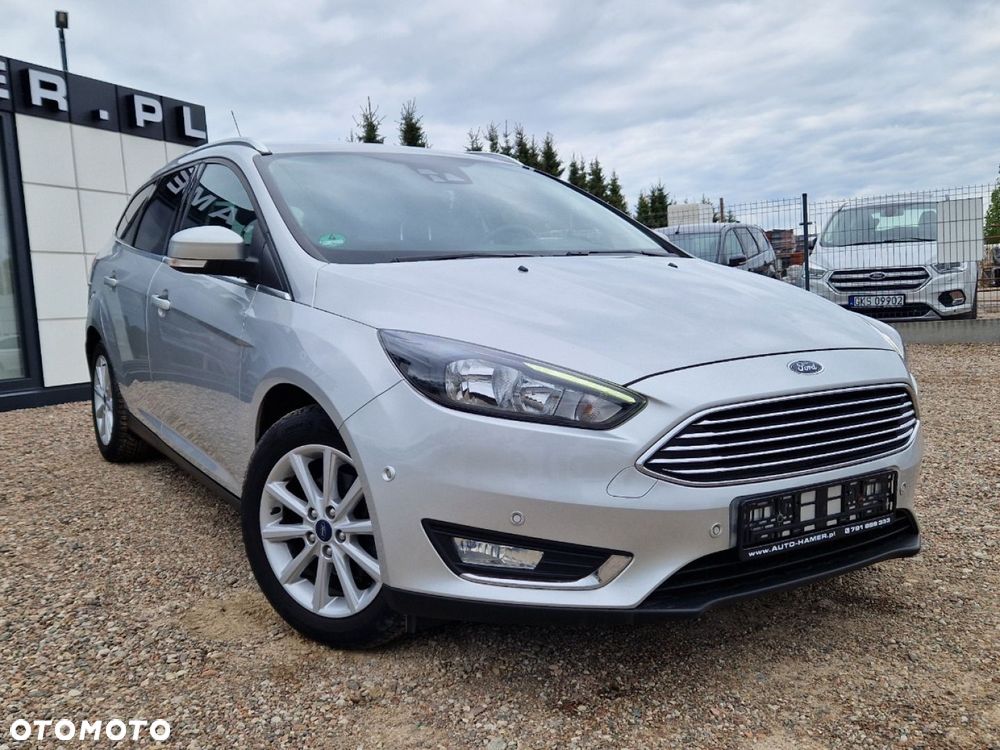 Ford Focus 1.0 EcoBoost Titanium - 4