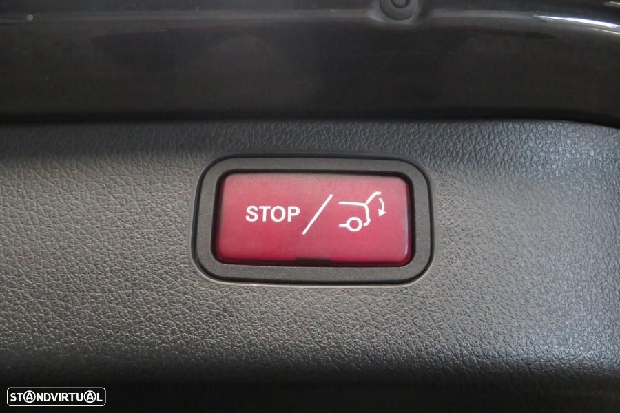 Mercedes-Benz C 300 d AMG Line - 35