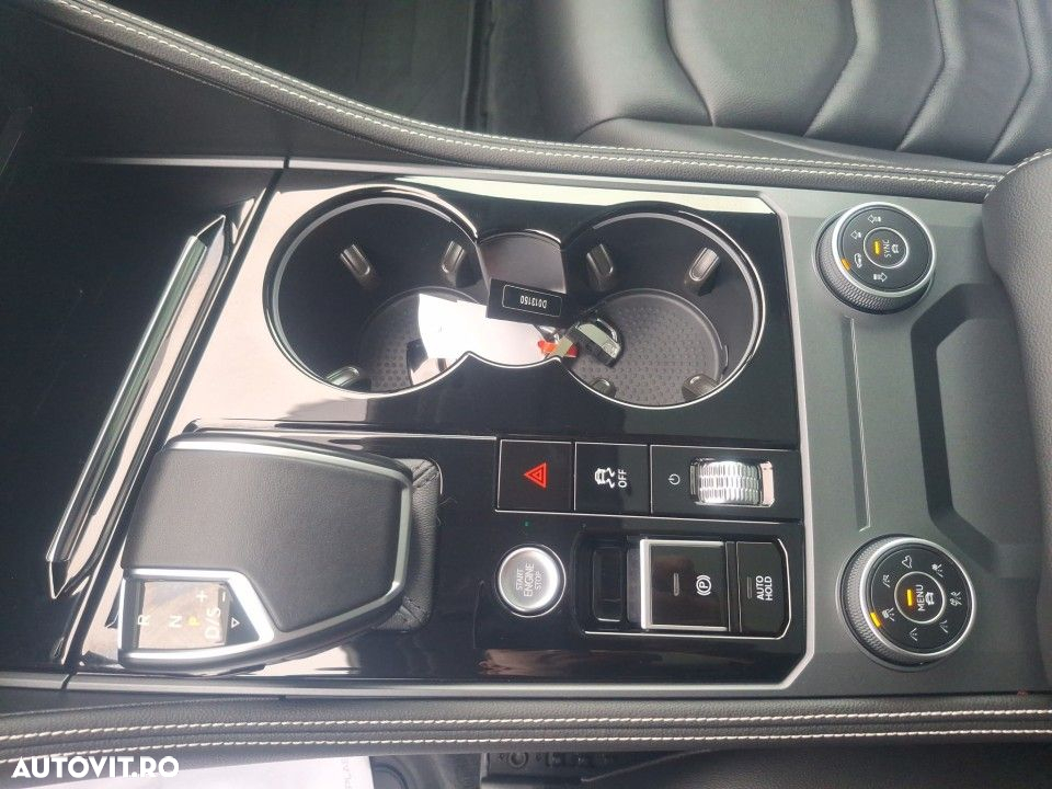 Volkswagen Touareg - 22