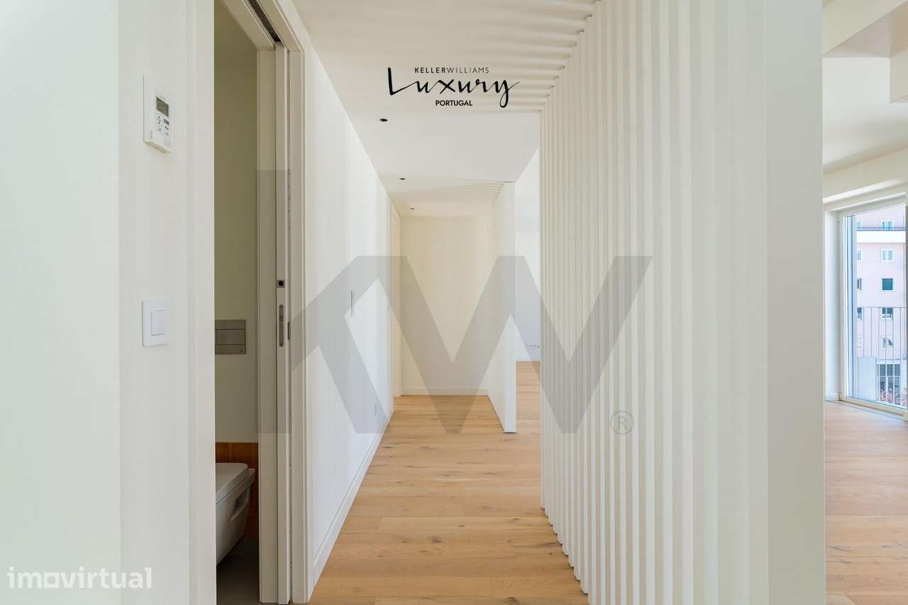 Apartamento T2 Duplex | Terraço | Estacionamento | Areeiro - Grande imagem: 4/27