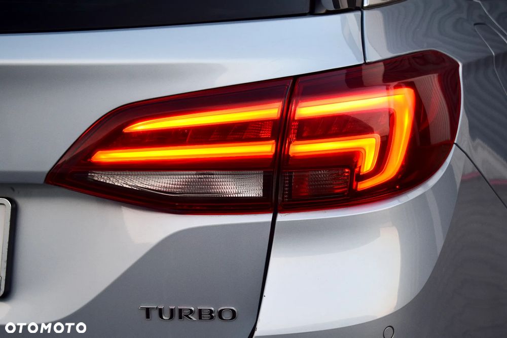 Opel Astra 1.4 Turbo Start/Stop Automatik Innovation - 28