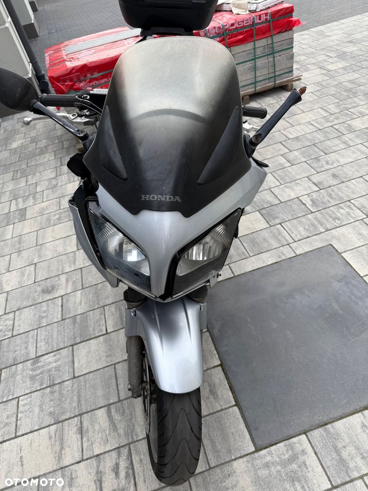 Honda CBF - 3