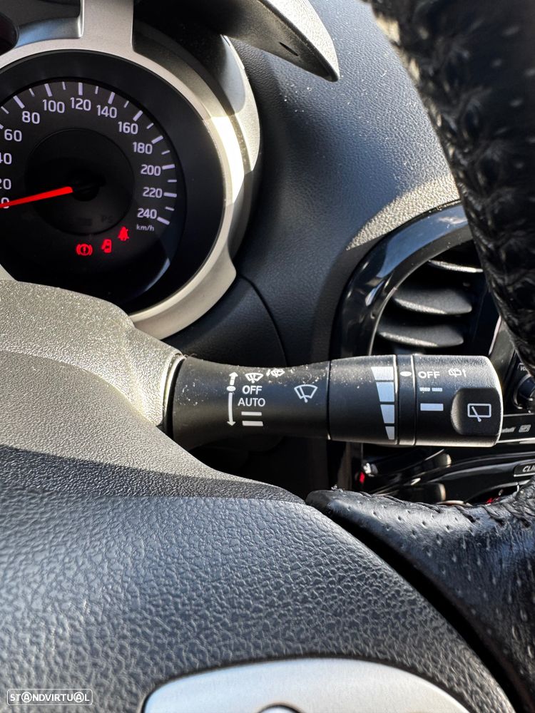 Nissan Juke 1.6 Tekna Premium CVT - 23