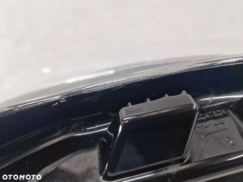 OPEL CORSA F 19- PRAWA ZWYKŁA LAMPA PRZEDNIA PRZÓD , NR 39162949 , NR AUKCJI LA758 - 17