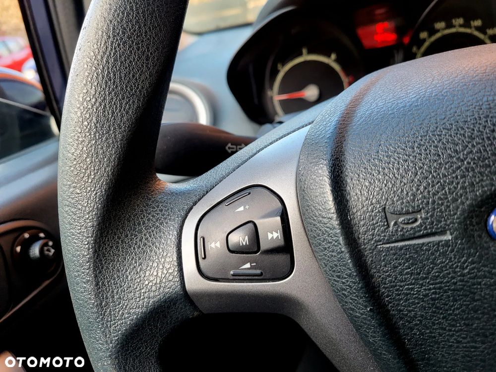 Ford Fiesta - 15