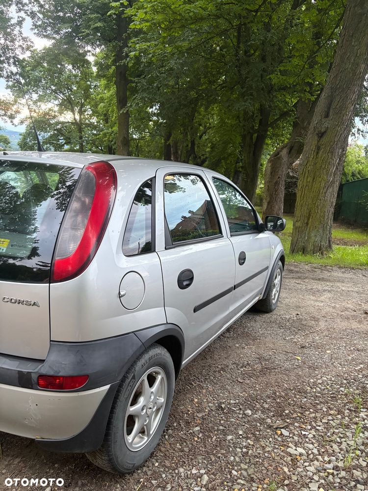 Opel Corsa 1.0 12V Base / Start - 4