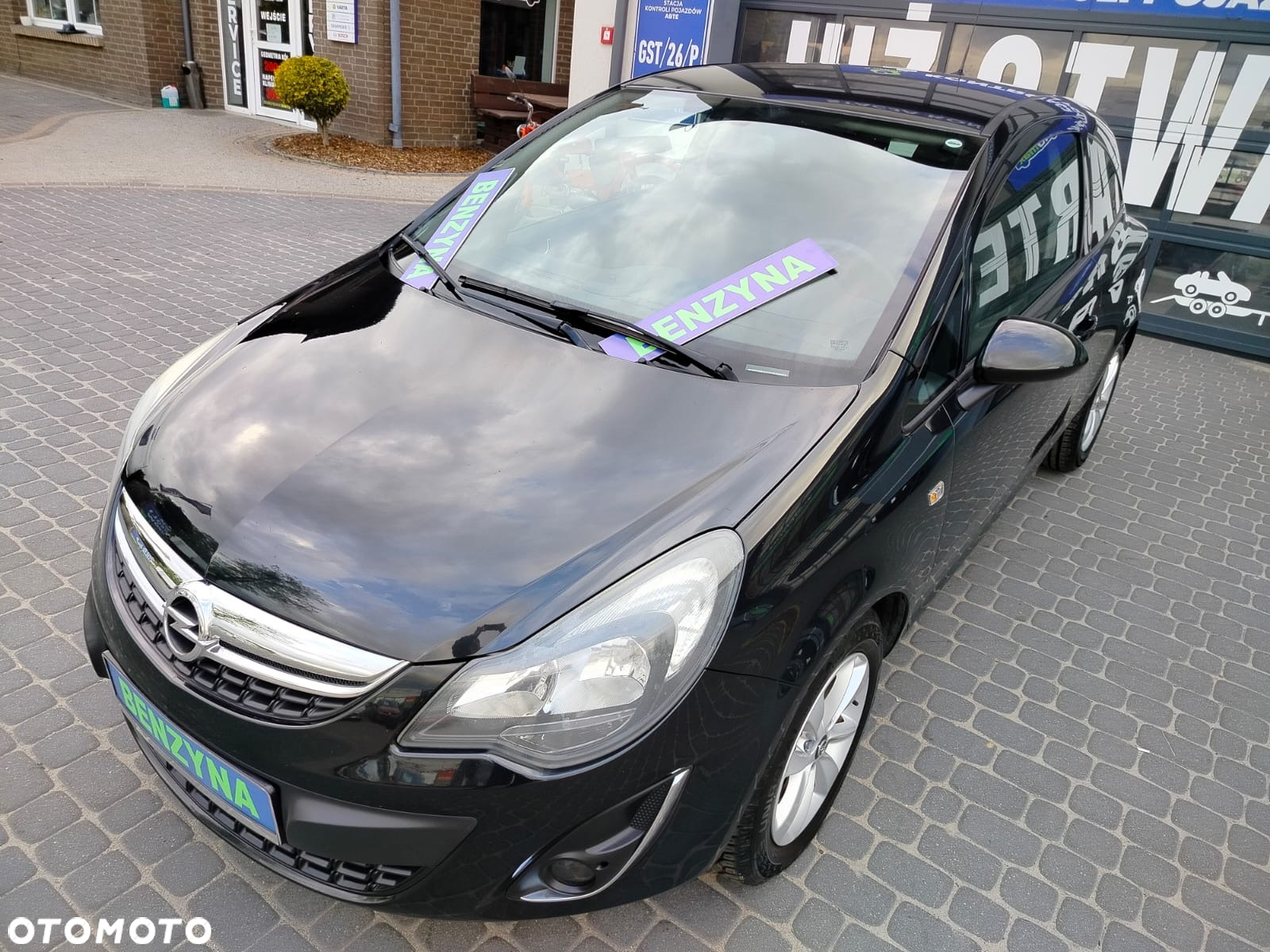 Opel Corsa 1.4 16V Color Edition - 2