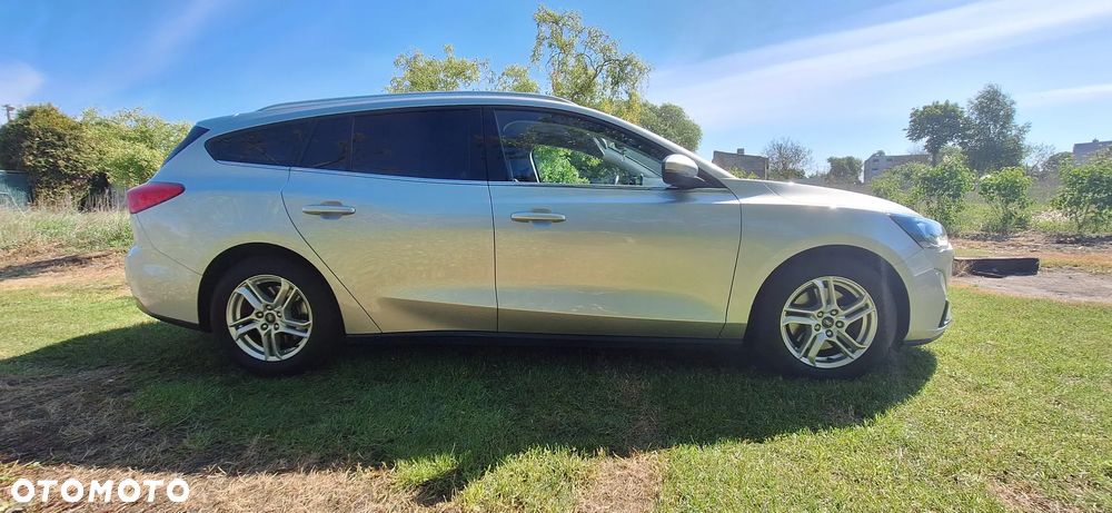 Ford Focus 1.5 EcoBlue SCR Connected - 4