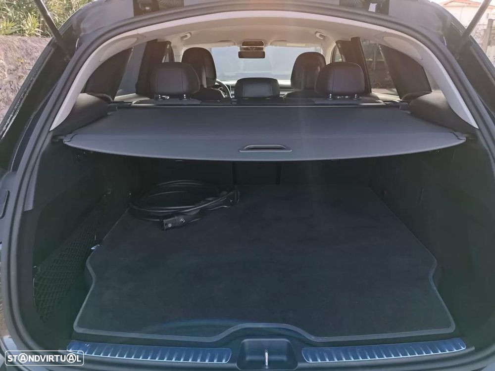 Mercedes-Benz GLC 300 e 4Matic - 13