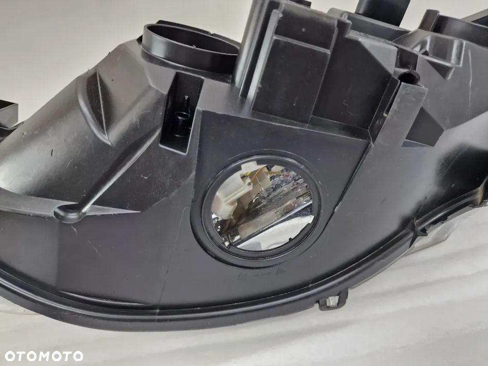 FORD B-MAX 12- PRAWA ZWYKŁA LAMPA PRZEDNIA PRZÓD , NR AV11-13W029-AE , NR AUKCJI LL563 - 16