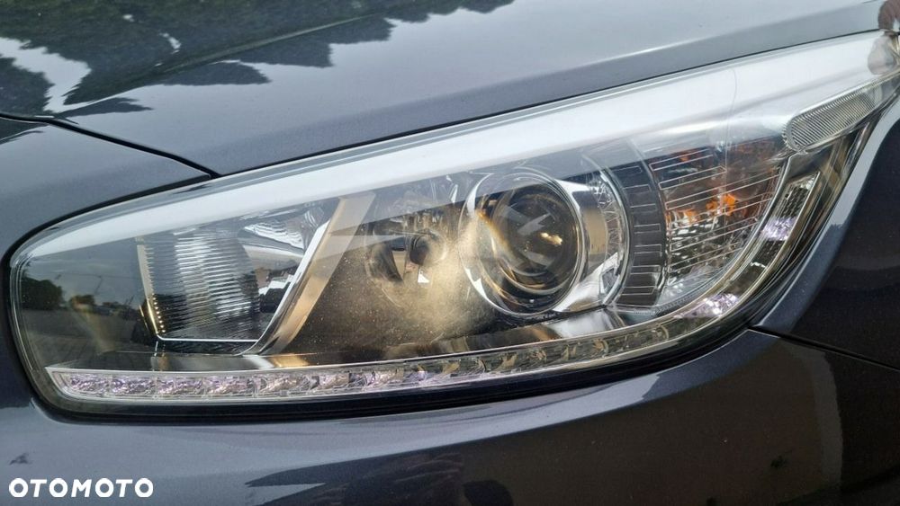 Kia Ceed - 10