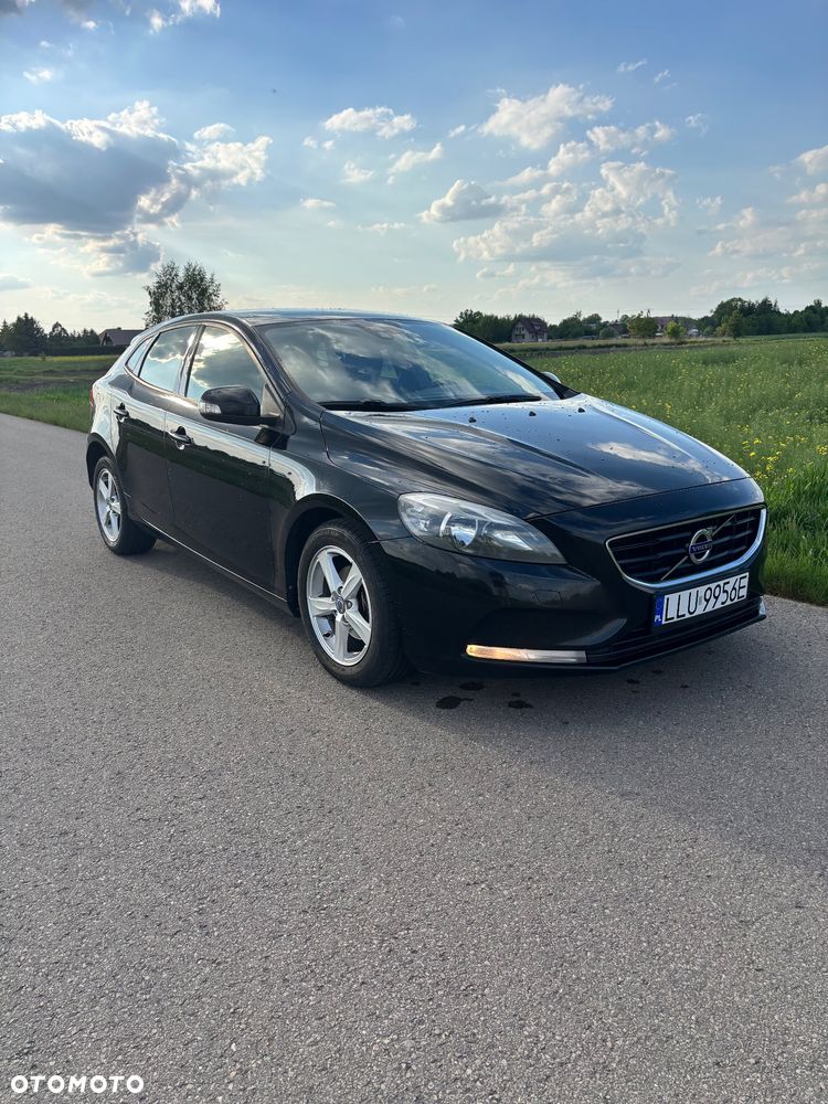 Volvo V40 D2 Momentum - 4