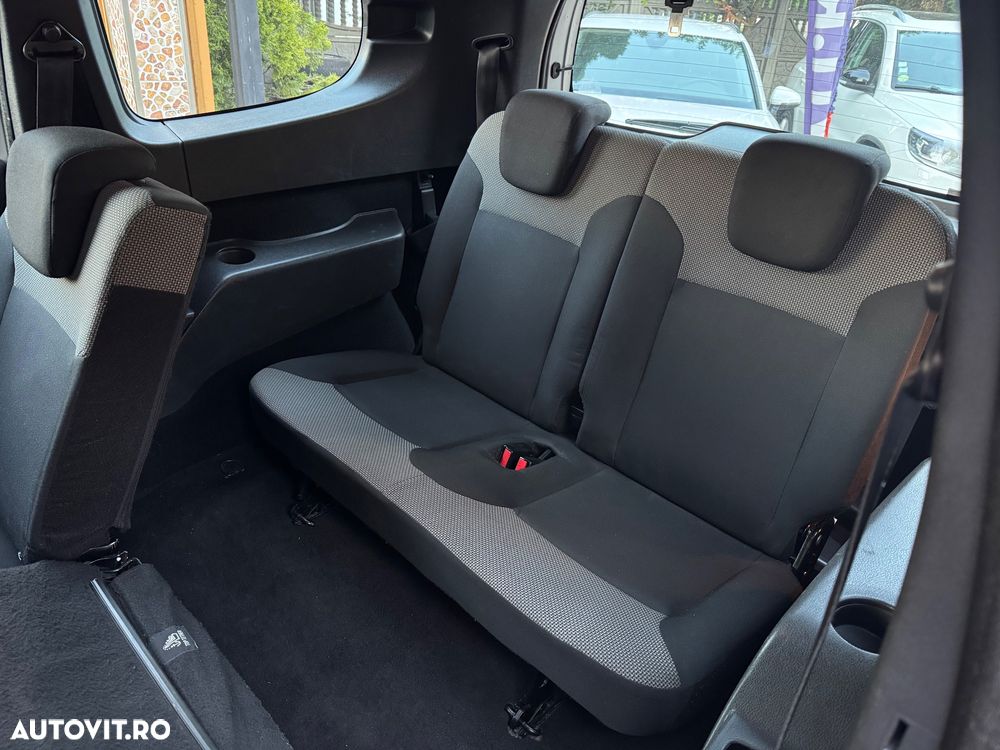 Dacia Lodgy TCe 115 Prestige - 11