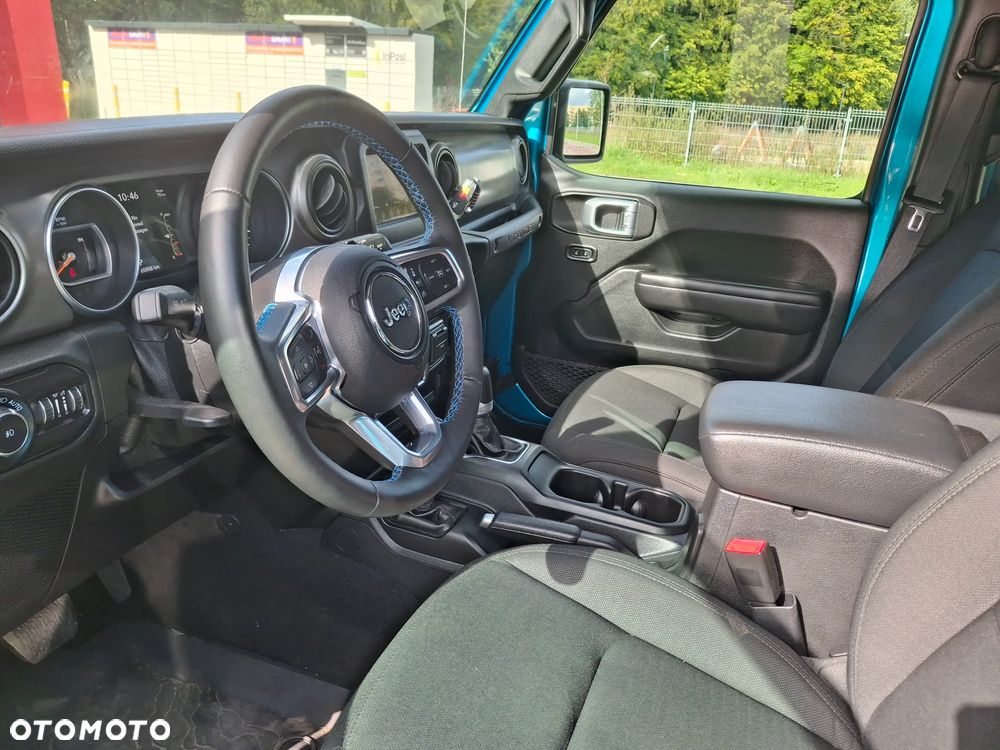 Jeep Wrangler Unlimited GME 2.0 Turbo Sport - 31