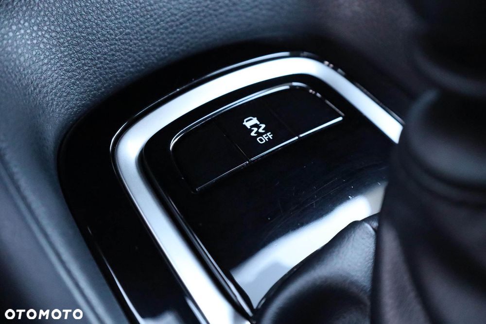 Toyota Corolla 1.5 Comfort - 24