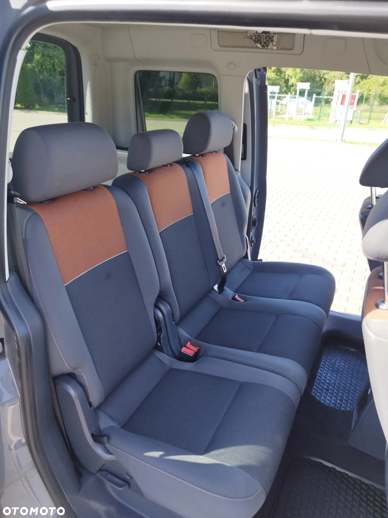 Volkswagen Caddy 1.6 TDI Highline - 8