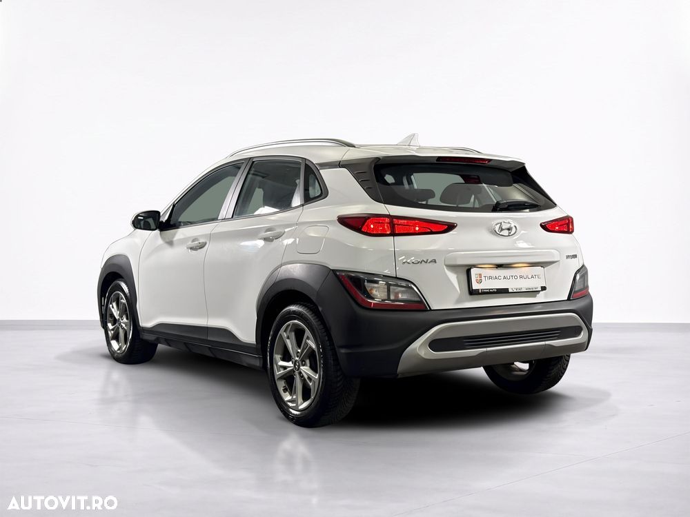 Hyundai KONA - 4