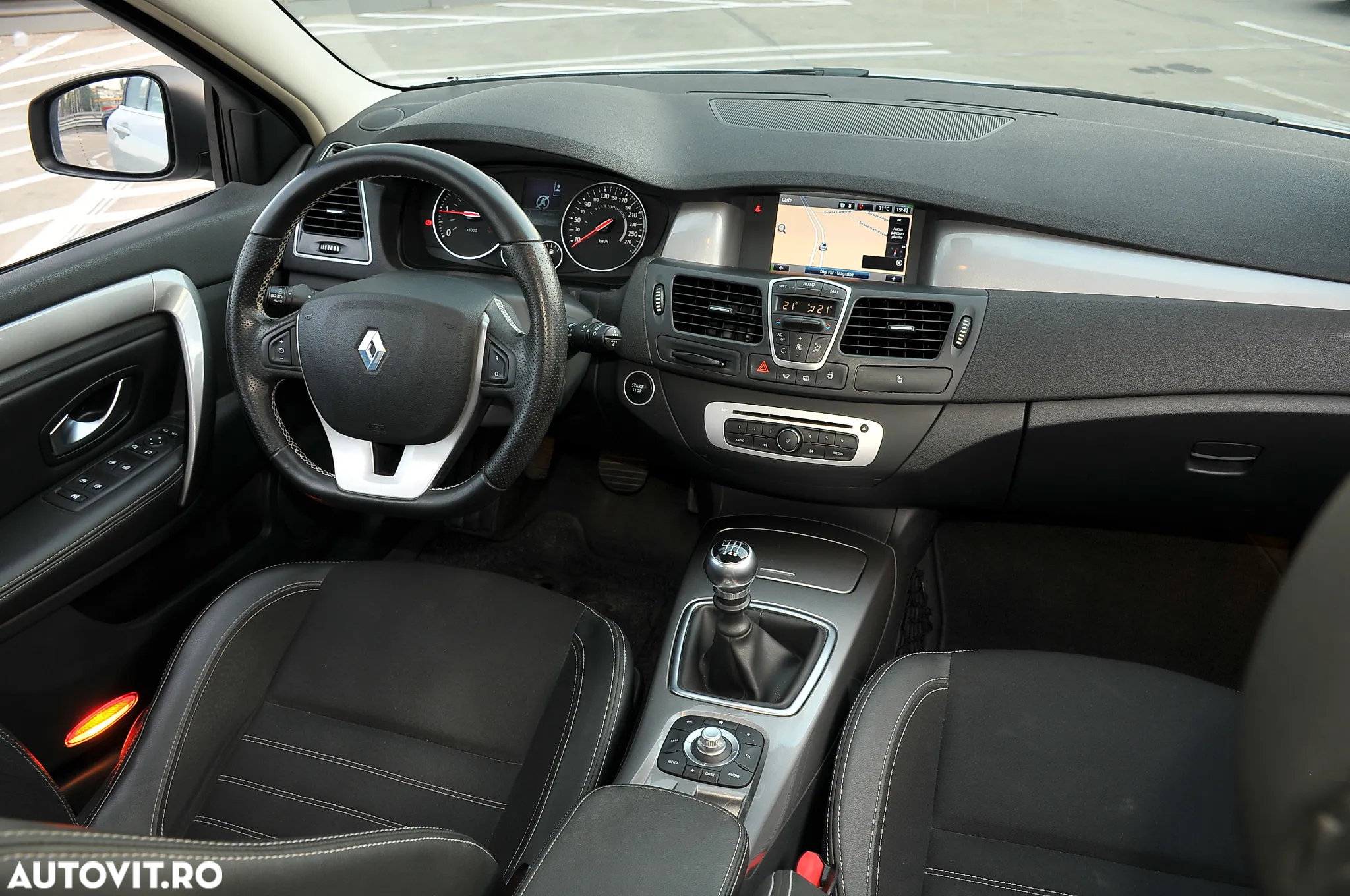 Renault Laguna 2.0 dCi FAP Expression - 4