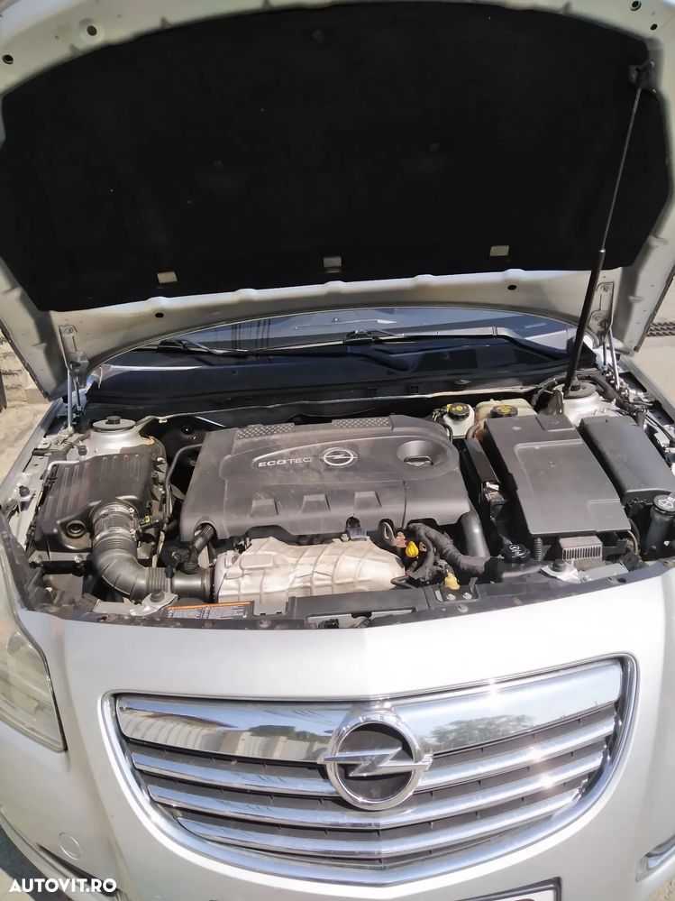 Opel Insignia 2.0 CDTI ECOFLEX - 12