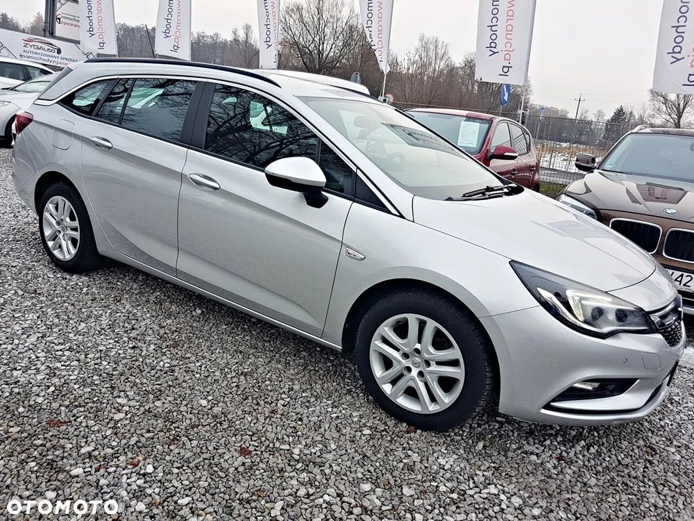 Opel Astra 1.6 CDTI Enjoy S&S - 32