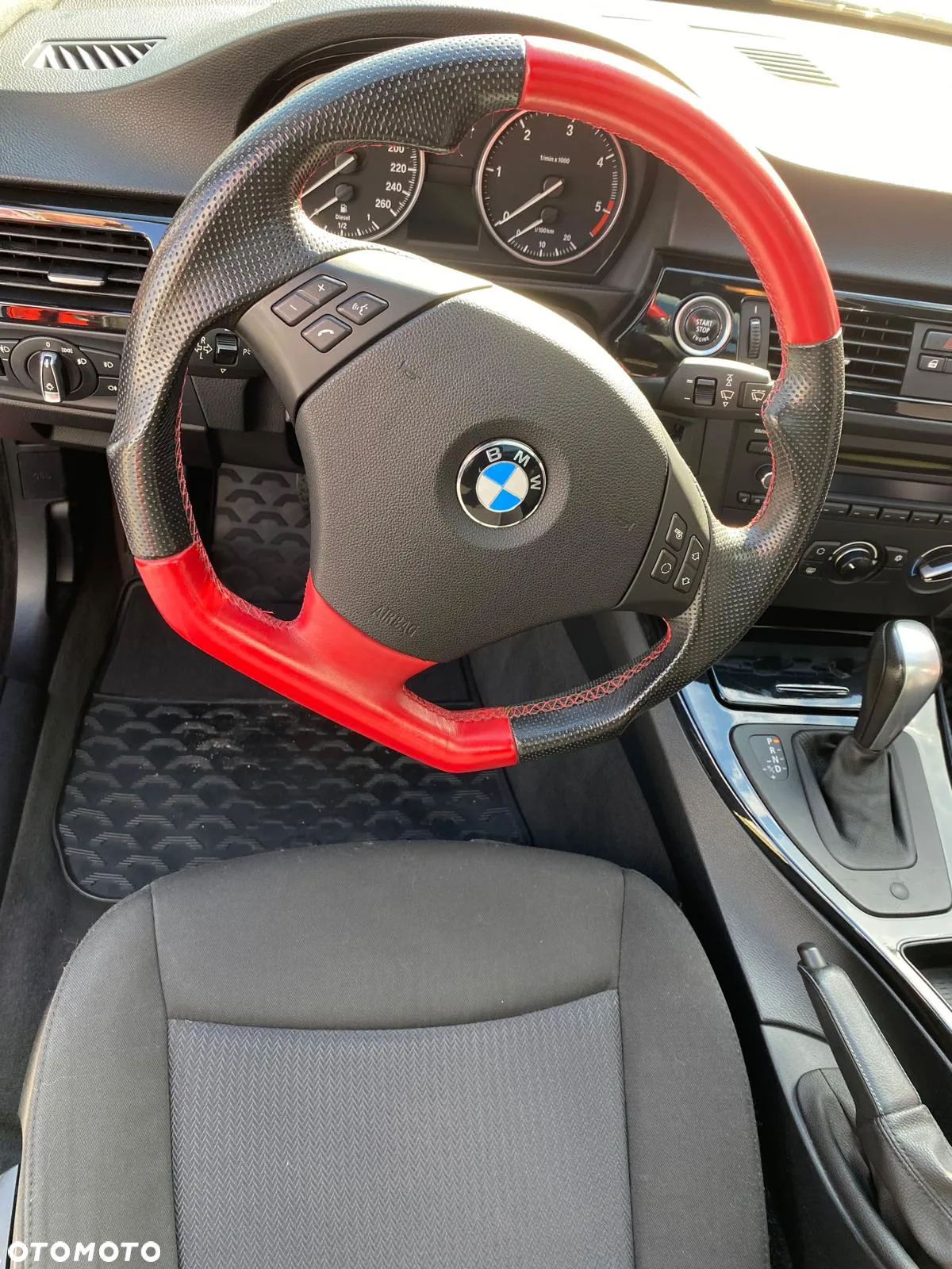 BMW Seria 3 318d Touring - 21