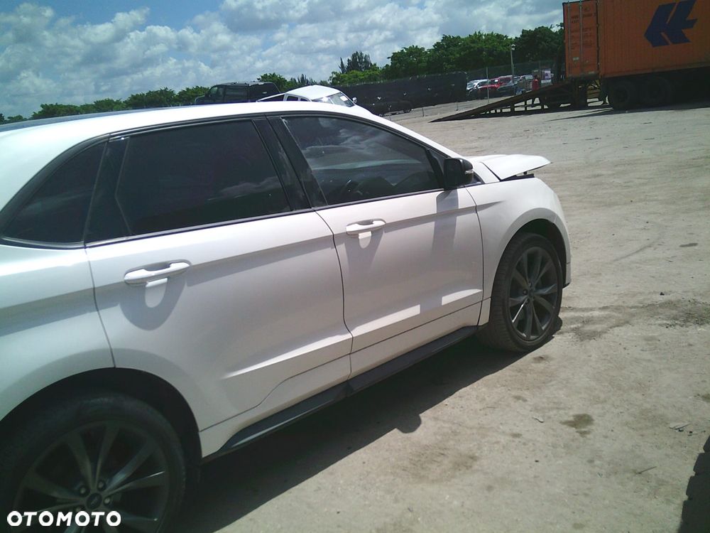Ford Edge 2.0 EcoBlue Bi-Turbo 4x4 ST-LINE - 8