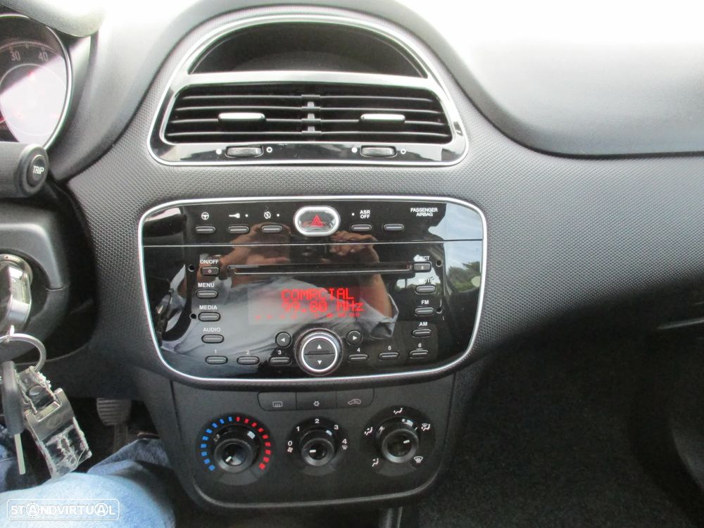 Fiat Punto 1.3 M-Jet Easy S&S - 12