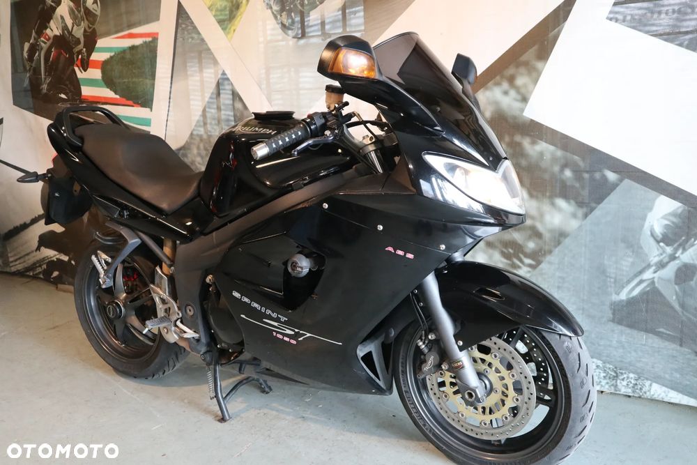 Triumph Sprint - 17
