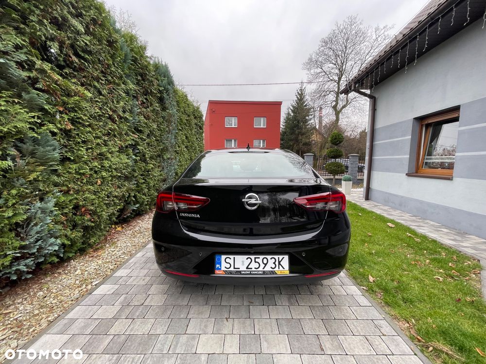 Opel Insignia 1.5 T Exclusive S&S - 11