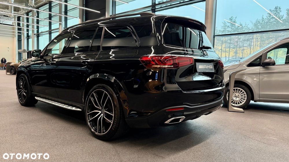 Mercedes-Benz GLS - 23