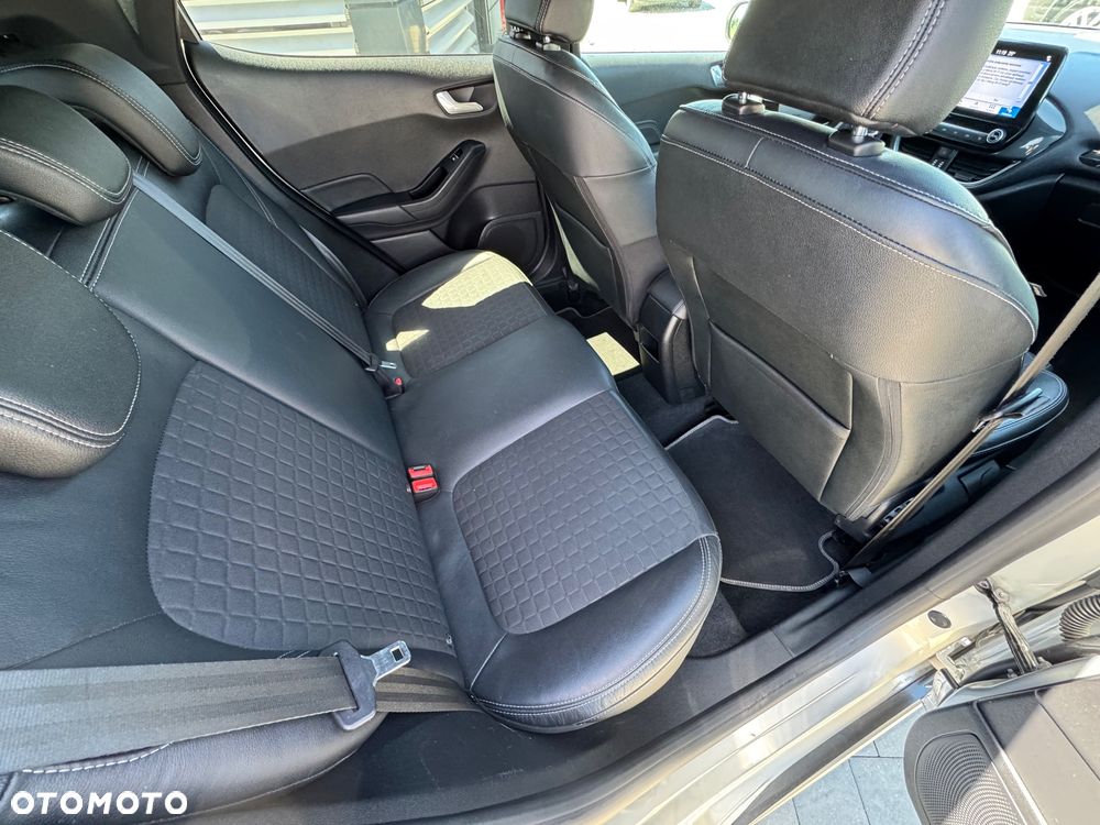 Ford Fiesta 1.0 EcoBoost S&S ACTIVE COLOURLINE - 18