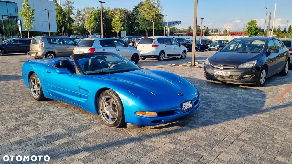 Chevrolet Corvette - 5