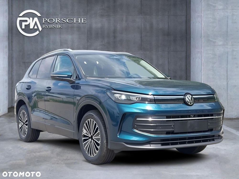Volkswagen Tiguan - 8