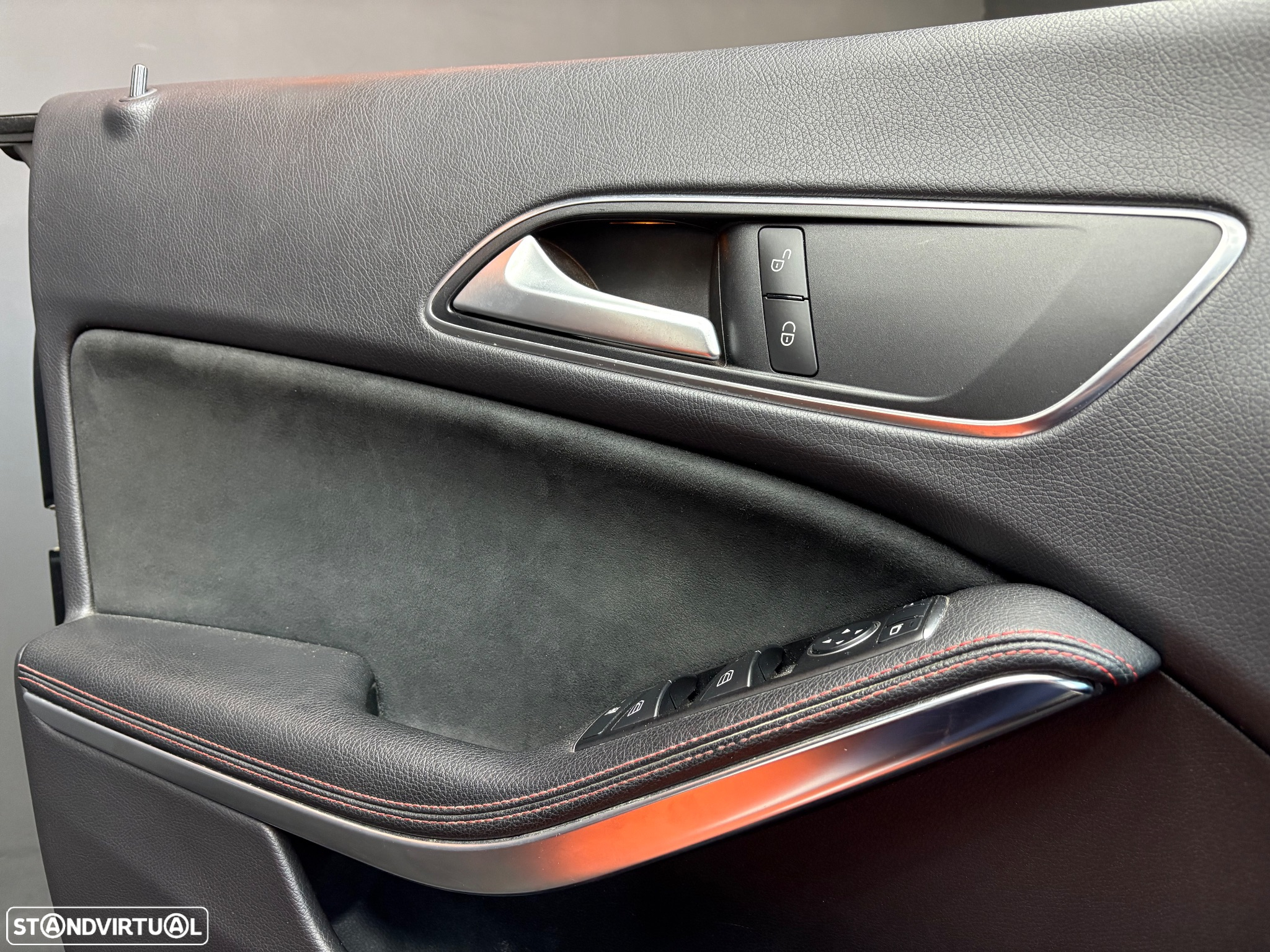 Mercedes-Benz CLA 200 d Shooting Brake AMG Line Aut. - 34