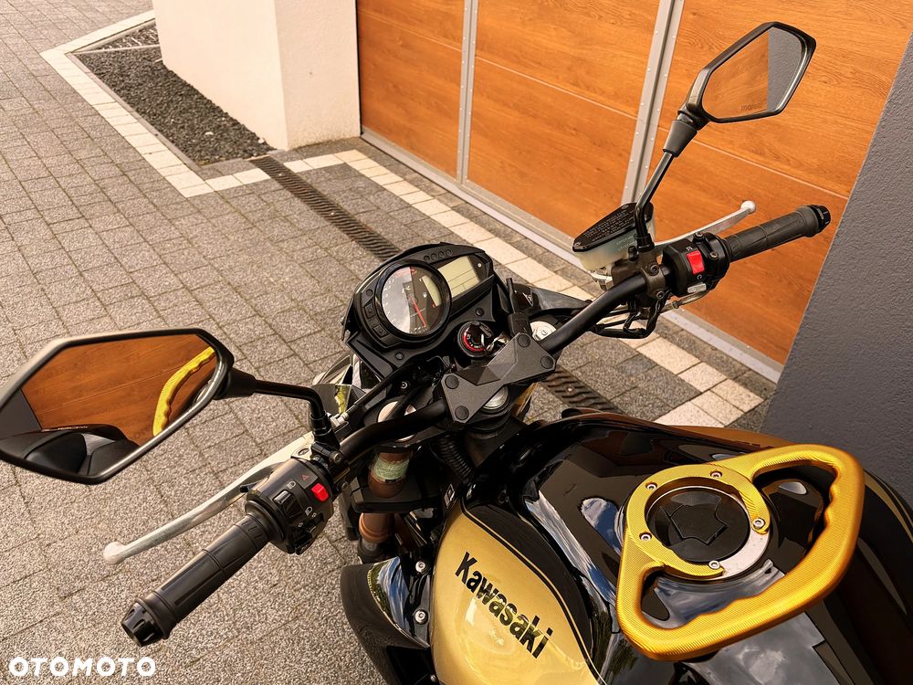 Kawasaki Z - 7