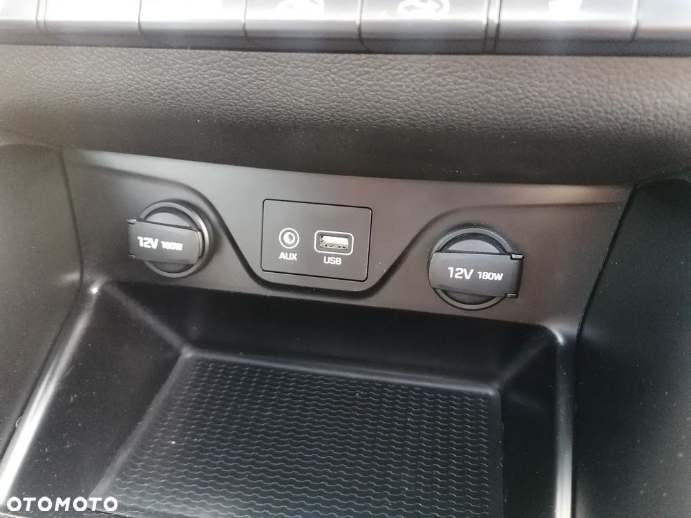 Hyundai Tucson 2.0 CRDi 4WD Automatik Style - 25
