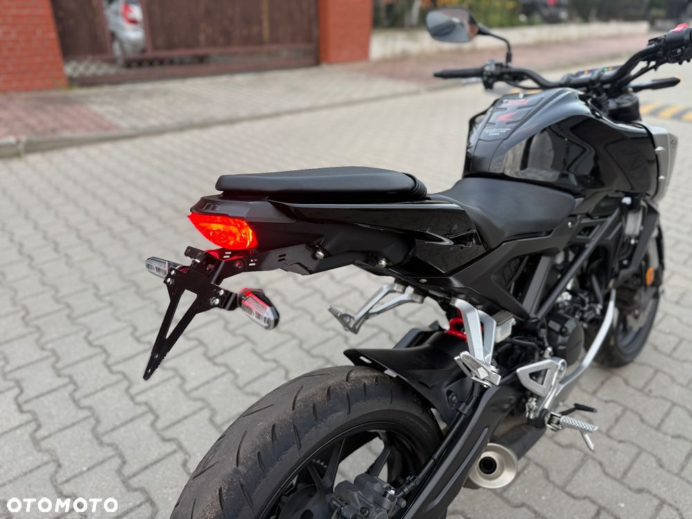 Honda CB - 15