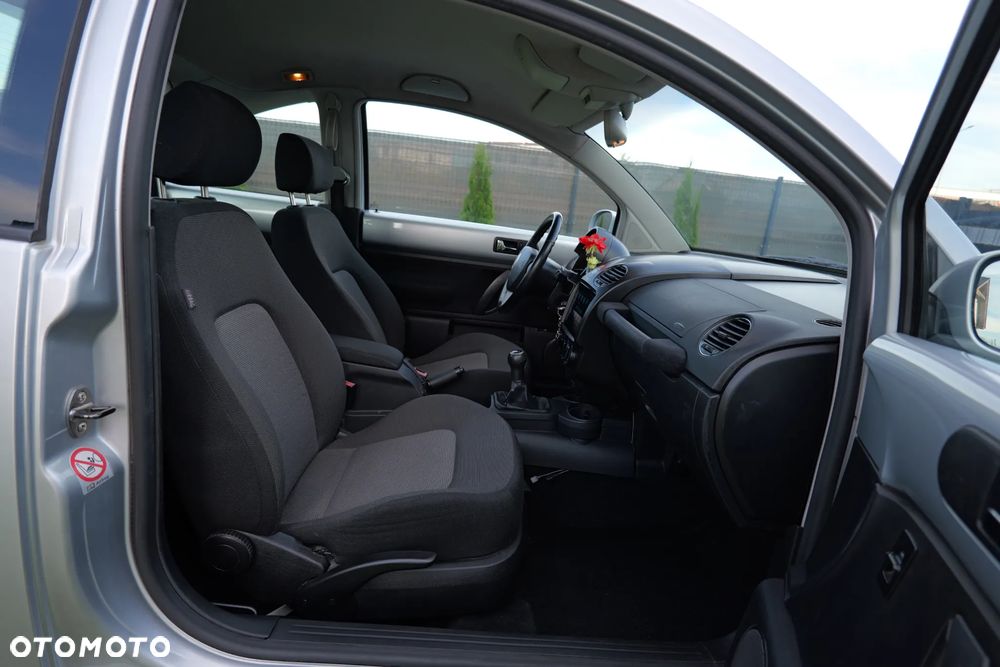 Volkswagen New Beetle 1.9 TDI - 19
