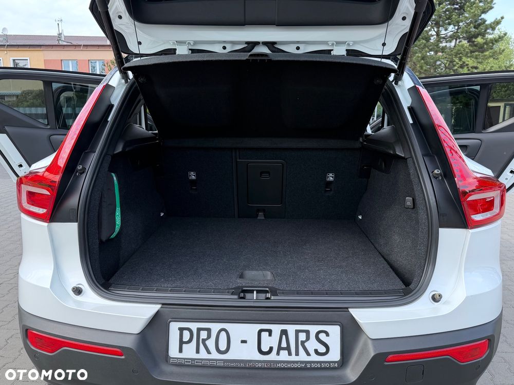 Volvo XC 40 T3 Geartronic RDesign - 38