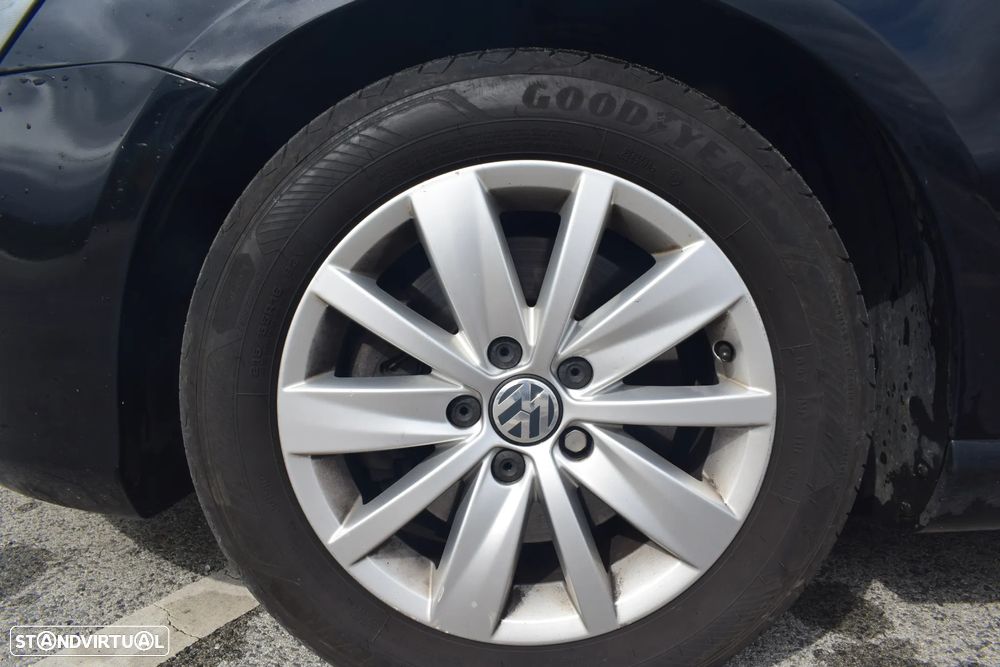 VW Passat Variant 1.6 TDI BlueMotion - 10