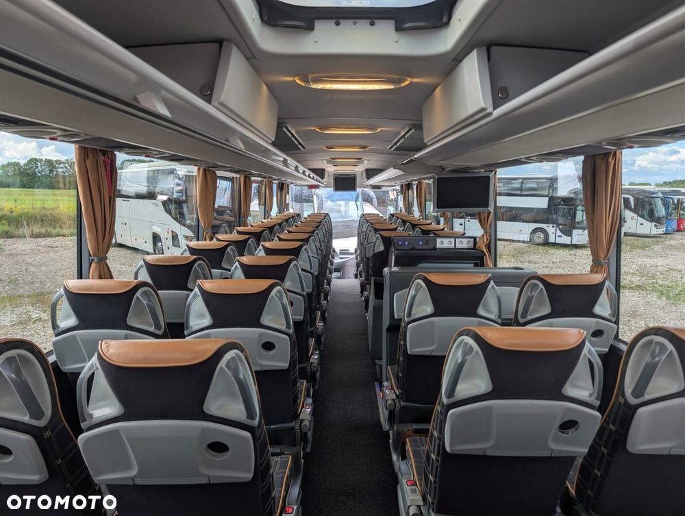 Mercedes-Benz Tourismo - 36