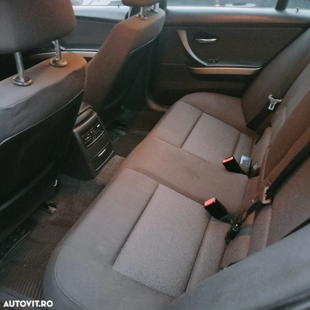 BMW Seria 3 318d - 7