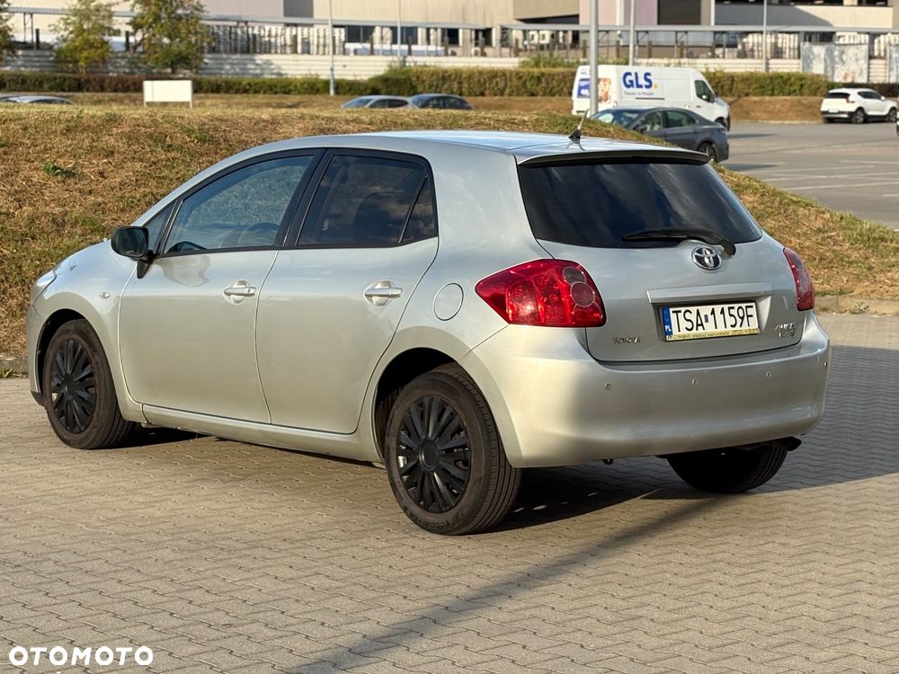 Toyota Auris 2.0 D-4D Prestige - 7