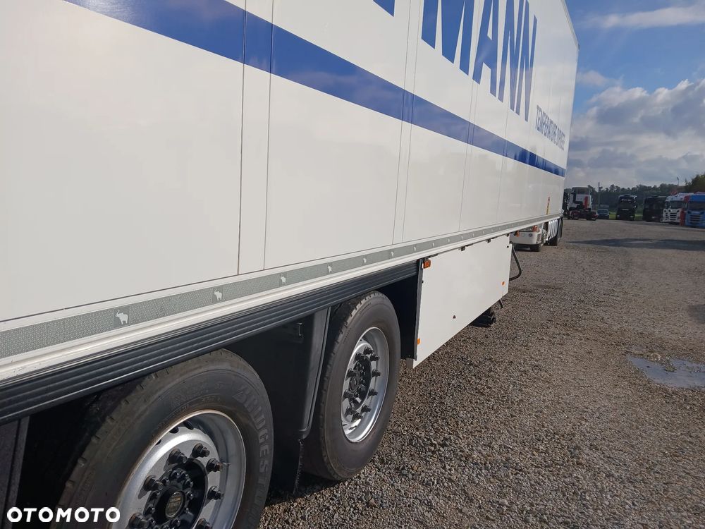 Schmitz Cargobull Termo King XLX300, 7 cm, Sprowadzona. 5800mtg , 2 osie unoszone - 3