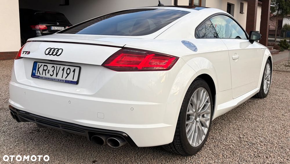Audi TT S Coupé - 5
