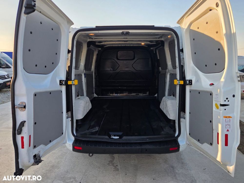 Ford New Transit Custom L1H1 - 13
