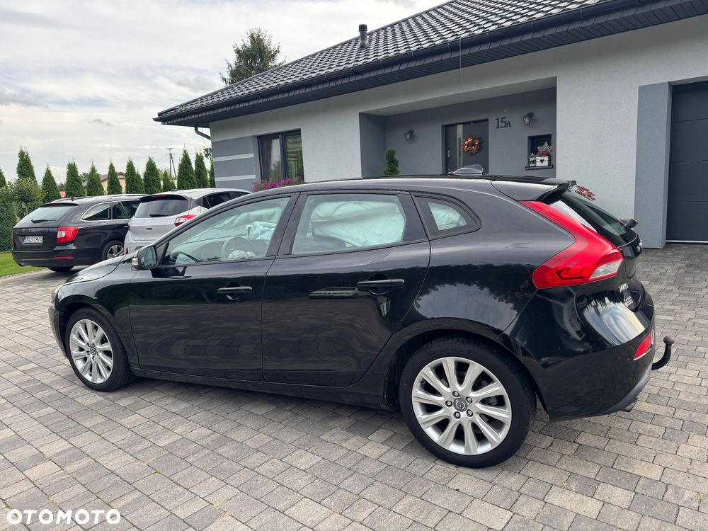 Volvo V40 T3 - 4
