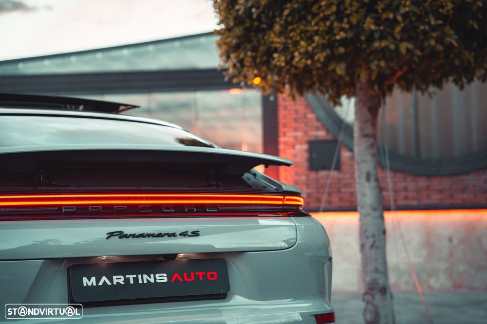 Porsche Panamera 4S E-Hybrid - 9